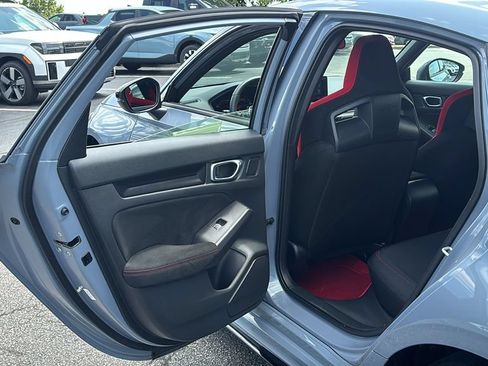 Used 2025 Honda Civic Type R image 27