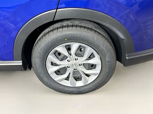 Used 2024 Honda CR-V LX image 11