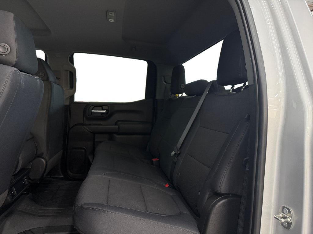 Used 2019 Chevrolet Silverado 1500 Custom w/ Custom Convenience Package RWD image 16