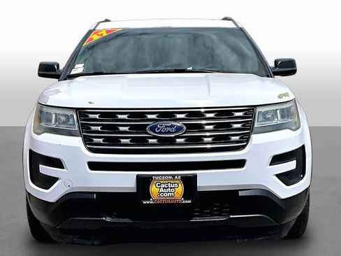 Used 2017 Ford Explorer 4WD image 3