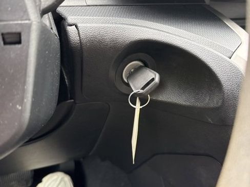 Used 2021 Ford Explorer 2WD image 33