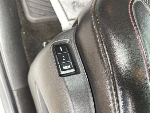 Used 2015 Chevrolet Equinox LTZ image 13