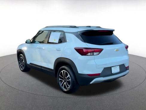 Used 2025 Chevrolet TrailBlazer LT image 9