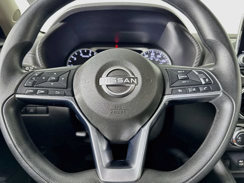 Used 2024 Nissan Sentra SV FWD image 33