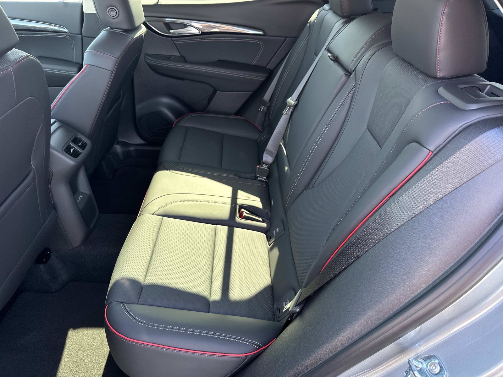 Certified 2023 Buick Envision Essence w/ Sport Touring Package AWD/4WD image 11