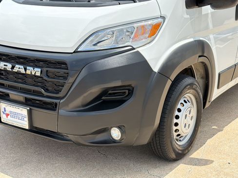 Used 2024 RAM ProMaster 2500 w/ Convenience Group FWD image 12