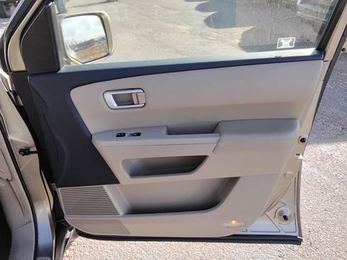 Used 2009 Honda Pilot Touring image 14