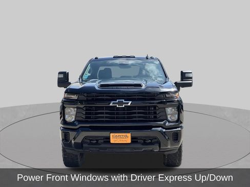 Used 2025 Chevrolet Silverado 2500 Custom w/ Z71 Off-Road Package AWD/4WD image 9