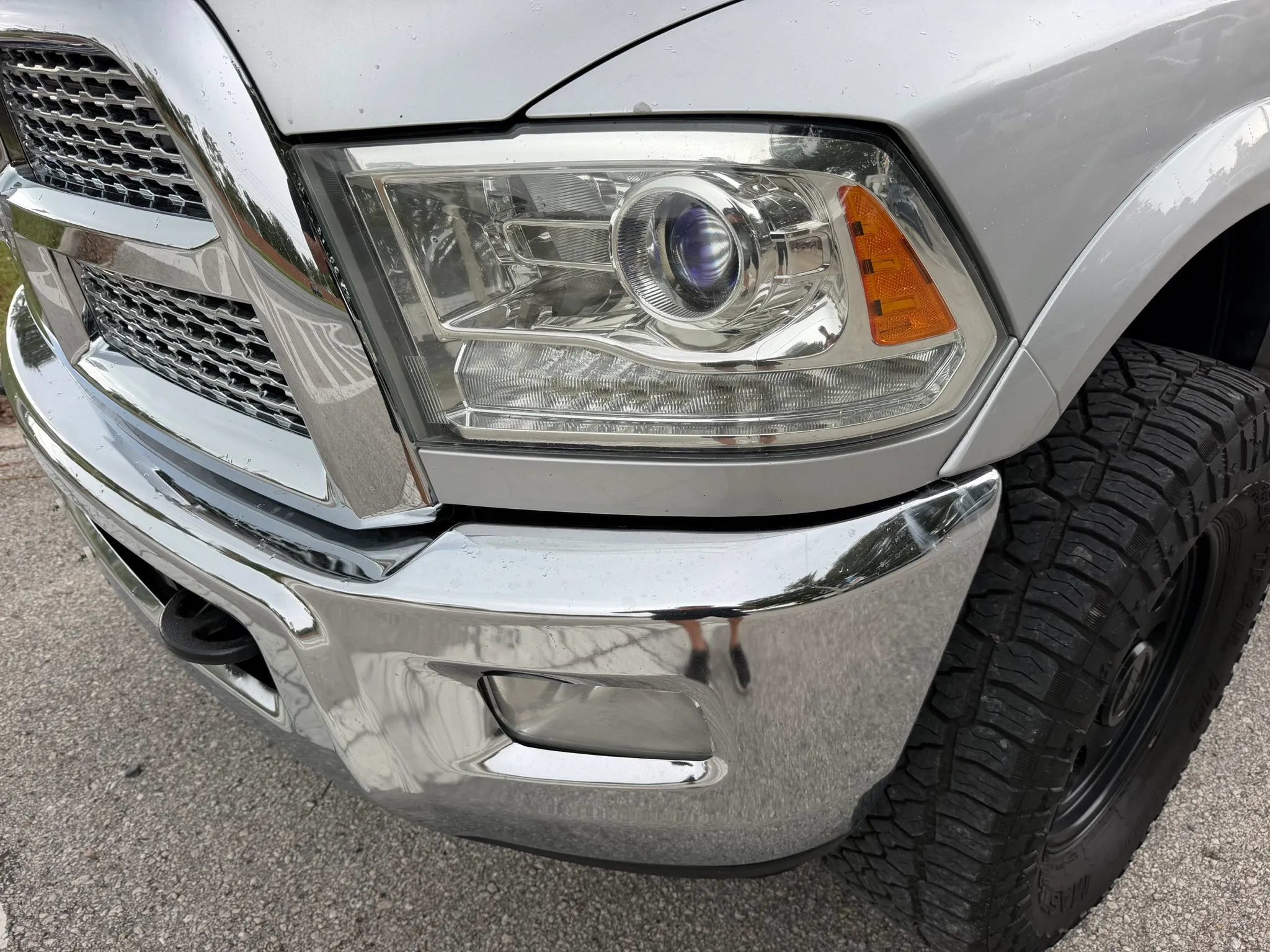 Used 2015 RAM 2500 Laramie AWD/4WD image 15