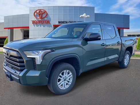 Used 2023 Toyota Tundra SR5 w/ SR5 Premium Package image 6