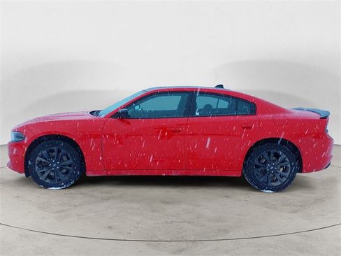 Used 2020 Dodge Charger SXT w/ Plus Group image 2