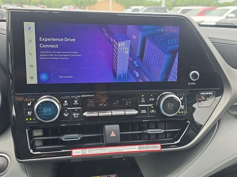 New 2026 Toyota Highlander Limited AWD/4WD image 23