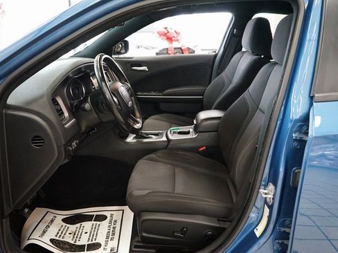 Used 2022 Dodge Charger SXT image 24