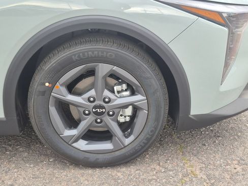 New 2026 Kia K4 FWD image 17