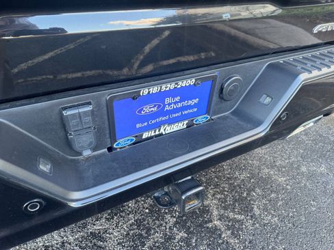 Used 2024 GMC Sierra 1500 AT4 w/ Technology Package image 16