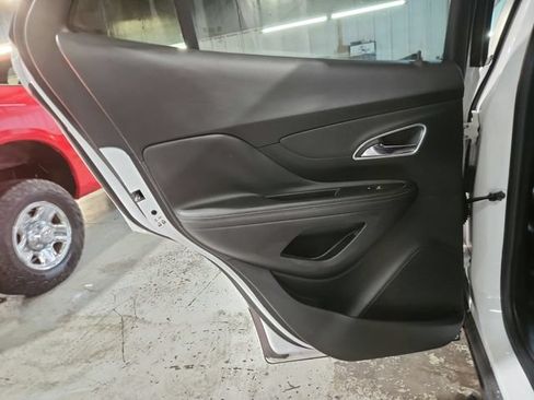 Used 2016 Buick Encore FWD image 18