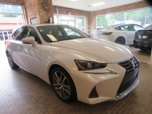 Used 2018 Lexus IS 300 w/ Accessory Package 2 RWD image 3