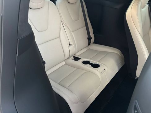 Used 2023 Tesla Model X AWD/4WD image 14