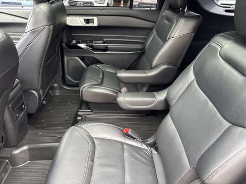 Certified 2022 Ford Explorer ST w/ Equipment Group 401A AWD/4WD image 18