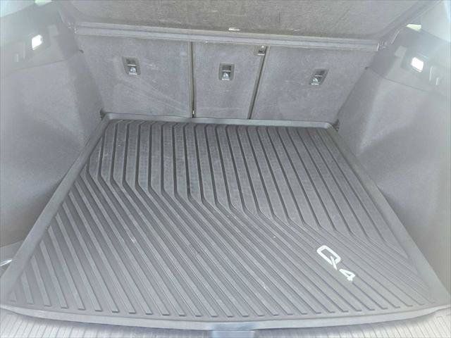 Used 2023 Audi Q4 e-tron Premium Plus w/ Premium Plus RWD image 15