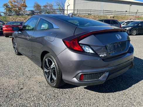 Used 2016 Honda Civic Touring image 7