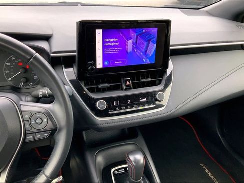 Used 2023 Toyota Corolla SE image 6