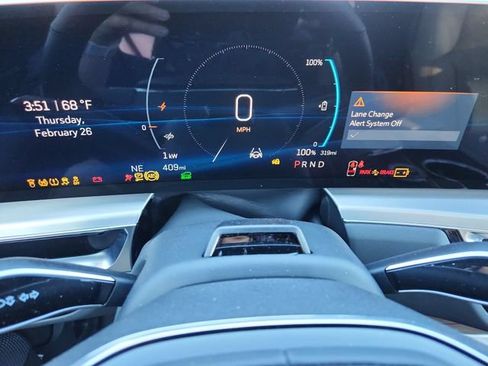 New 2026 Cadillac Lyriq Signature Sport w/ Nappa Leather Package AWD/4WD image 14
