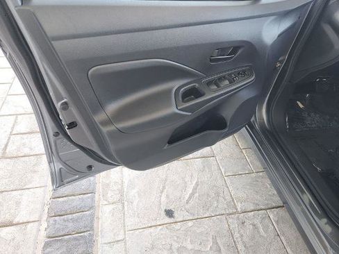 Certified 2025 Nissan Versa S w/ Trunk Package image 27