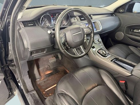 Used 2018 Land Rover Range Rover Evoque SE AWD/4WD image 4