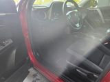 Used 2018 Toyota RAV4 LE image 4