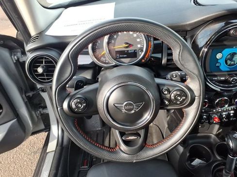 Used 2019 MINI Cooper S image 15