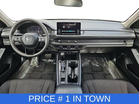 Used 2024 Honda Accord EX image 9