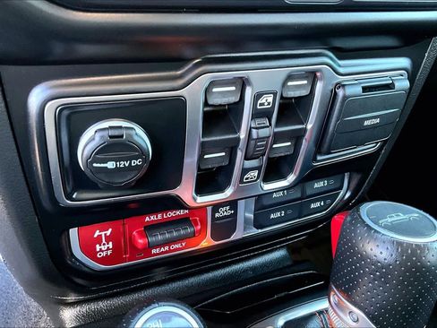 Used 2021 Jeep Gladiator Mojave image 34