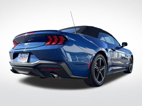 Used 2024 Ford Mustang Premium image 9