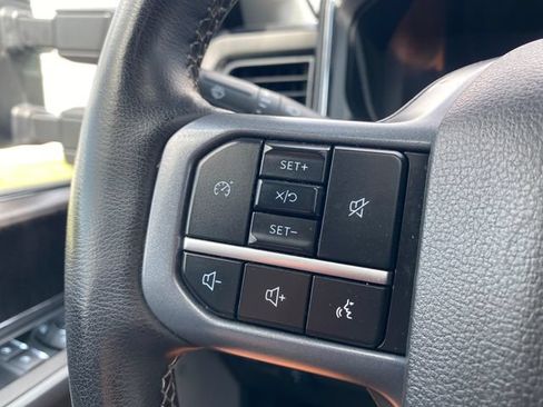 Used 2025 Ford F350 Lariat AWD/4WD image 37