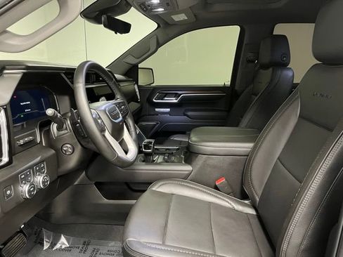 Used 2025 GMC Sierra 1500 Denali w/ Denali Reserve Package AWD/4WD image 22