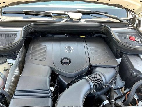 Used 2024 Mercedes-Benz GLE 350 4MATIC image 32
