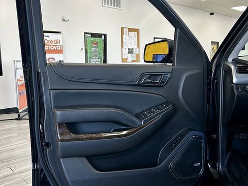 Used 2015 Chevrolet Tahoe LT w/ Luxury Package image 15