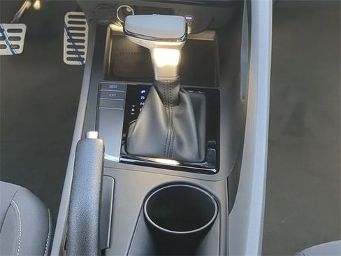 New 2025 Hyundai Elantra Sport image 17