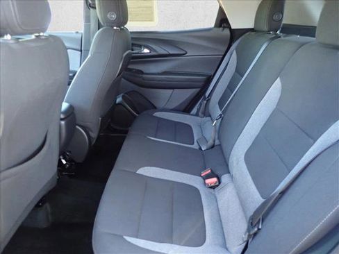 Used 2023 Chevrolet TrailBlazer LT w/ Convenience Package AWD/4WD image 9