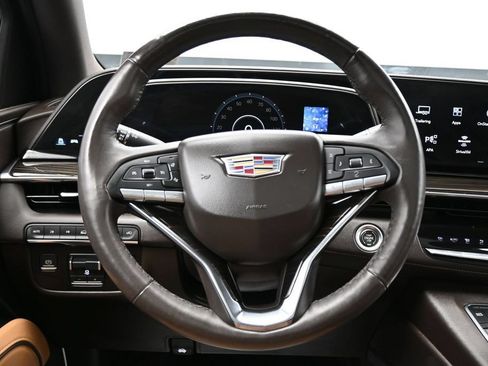 Used 2022 Cadillac Escalade ESV Sport w/ Touring Package AWD/4WD image 18