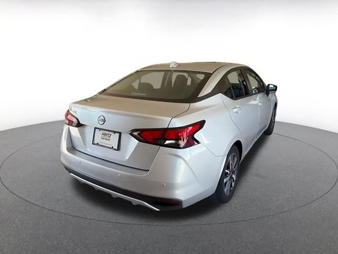 Used 2025 Nissan Versa SV FWD image 15