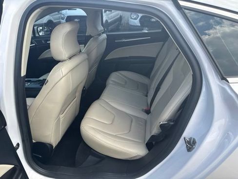 Used 2017 Ford Fusion Titanium AWD/4WD image 10