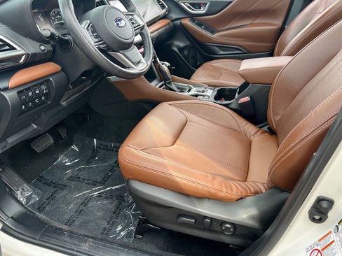 Used 2019 Subaru Forester Touring image 34