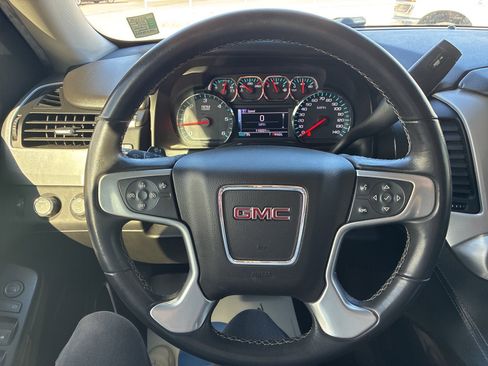 Used 2018 GMC Yukon SLE w/ SLE Value Package image 25