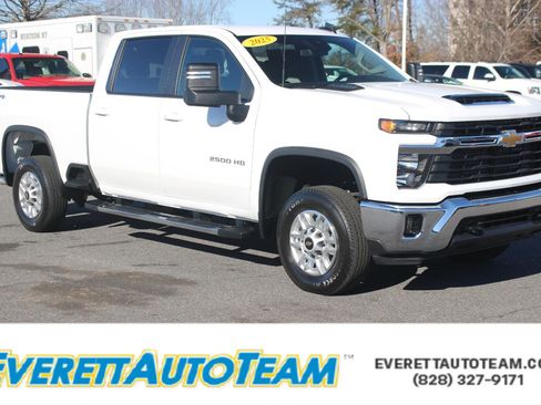 Used 2025 Chevrolet Silverado 2500 LT w/ Convenience Package image 1