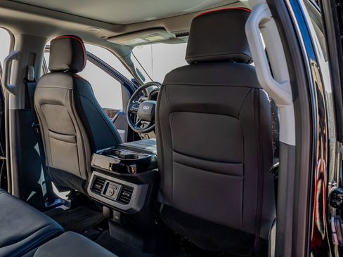 Used 2024 Ford F250 Lariat w/ Lariat Ultimate Package image 32