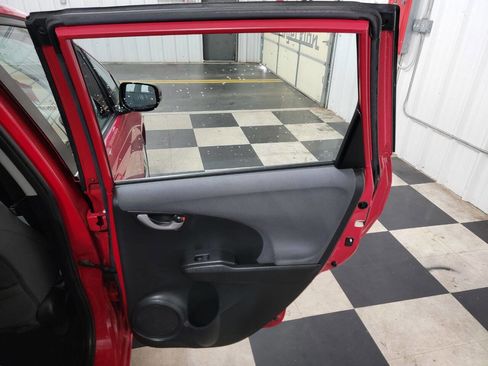 Used 2010 Honda Fit image 18
