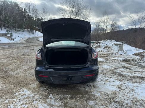 Used 2012 MAZDA MAZDA3 i Sport image 22