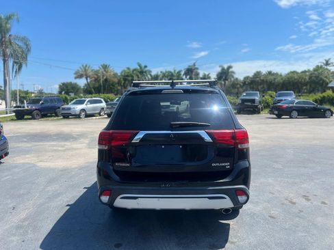Used 2019 Mitsubishi Outlander SE AWD/4WD image 5